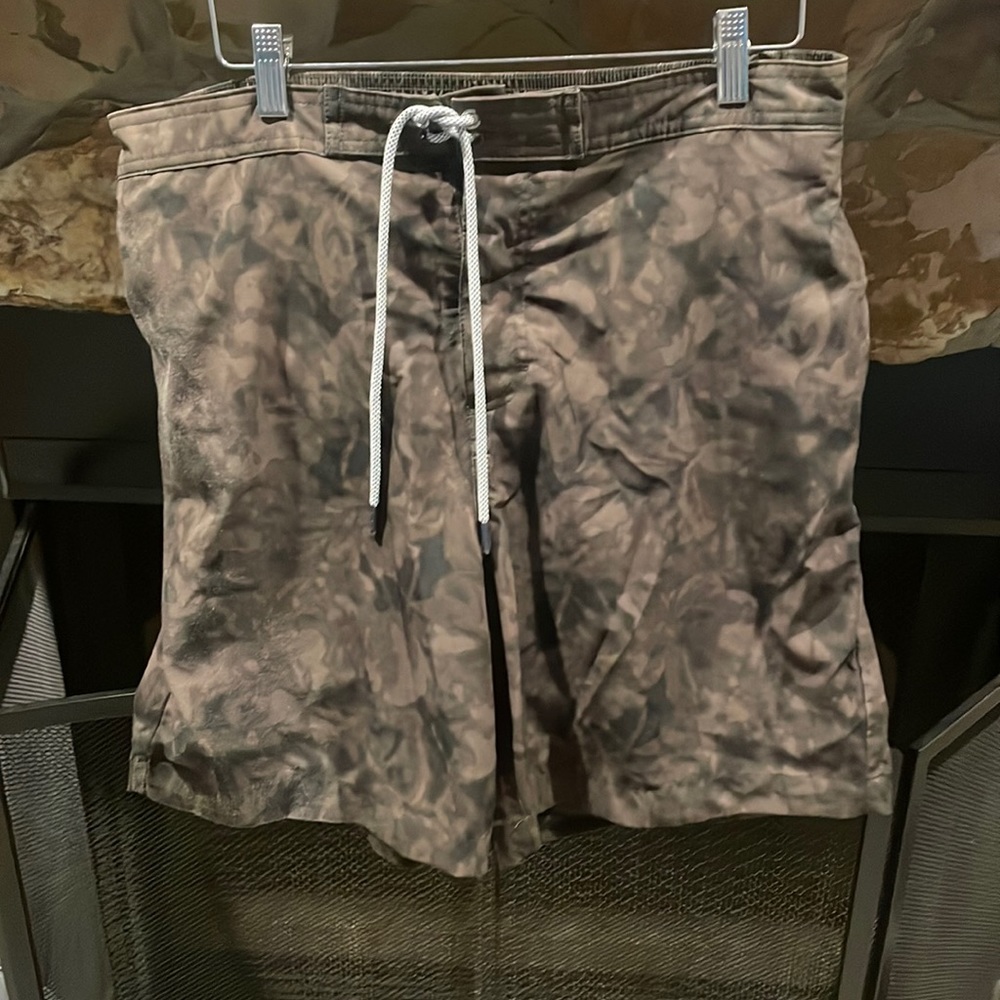 🔵🔵Michael Kors Camo Swim Trunks